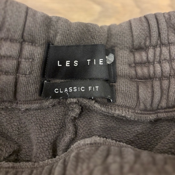 Les Tien Men's s Heavyweight Yacht Sweat Short in Vintage Black - Picture 4 of 5